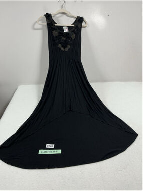 Womans NWT India Boutique Sleevless Dress One Size Black Flower Stud Detail